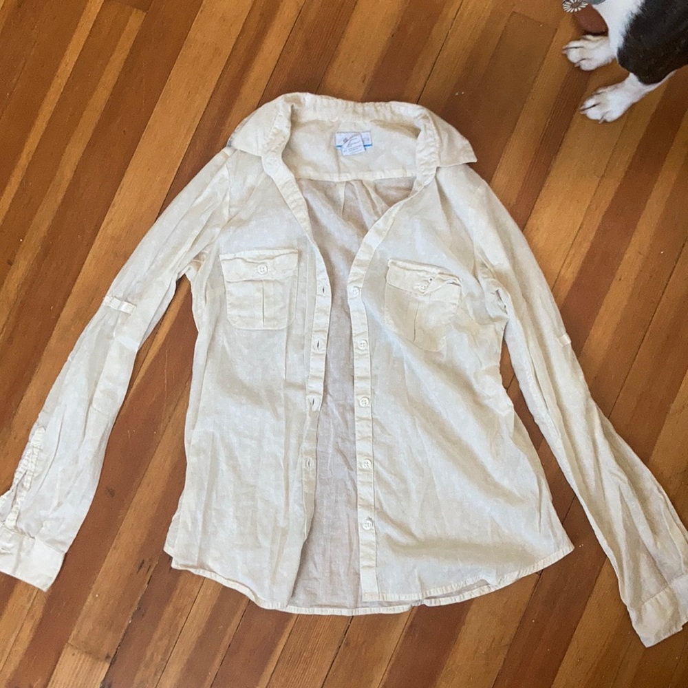 Super light cream colored Columbia sun shirt - size XS